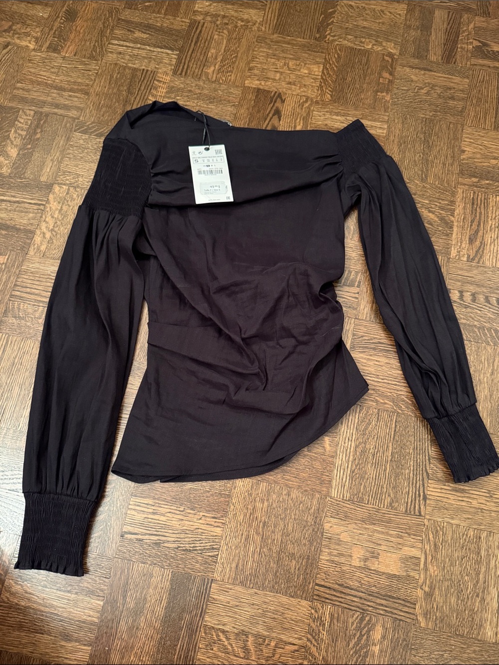 Zara linen Black Off-Shoulder asymetric Sleeve Women’s Top size S